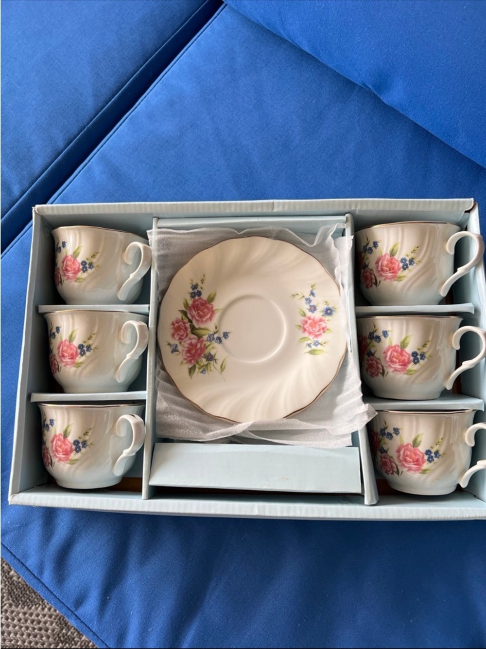 Floral Porcelain Tea Cup and Saucer Set - Pink Floral